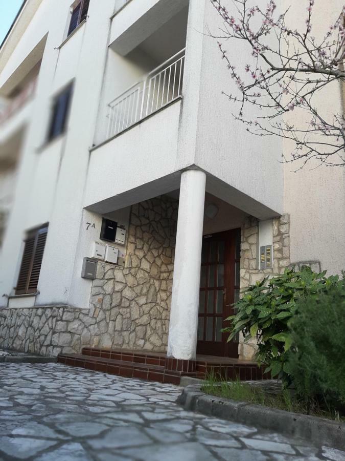 studio apartman Lady Apartamento Njivice Exterior foto